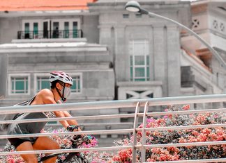 maintain a positive perspective maintain a positive perspective